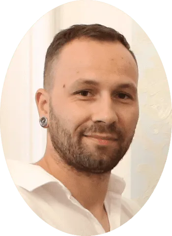 Matthias Schwarz, genannt Matze, Wimpernstylist bei LE Lashes
